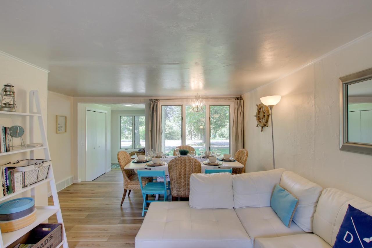 Updated Home With Deck 2 Mi To Sister Bay Beach! Exteriör bild