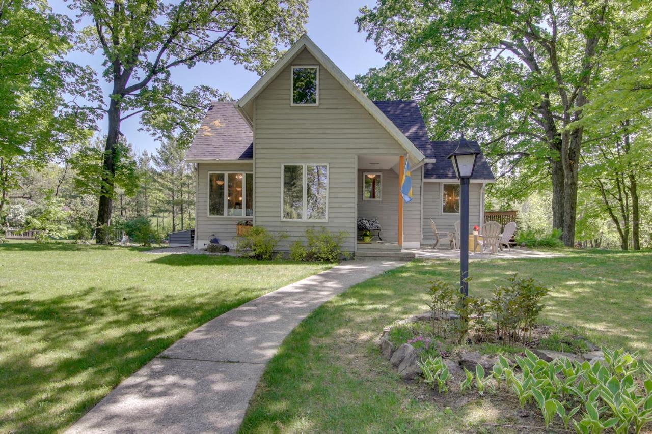 Updated Home With Deck 2 Mi To Sister Bay Beach! Exteriör bild